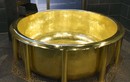 Bồn tắm bằng vàng 18 carat nặng nhất thế giới ở Nhật Bản