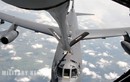 Video: Cận cảnh quá trình máy bay ném bom B-52 tiếp liệu trên không