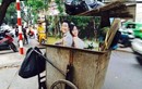 Xôn xao hai tấm hình cưới bị bỏ lại bên gốc cây ở bãi rác