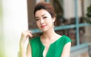 Bầu lần 4, Hoa hậu Jennifer Phạm lột xác với tóc ngắn trẻ trung