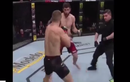 Video: Hồi kết không tưởng khi võ sĩ MMA dùng túy quyền 