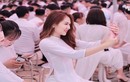 Nữ sinh thi Hoa hậu Việt Nam đẹp "gây mê" trong áo dài trắng