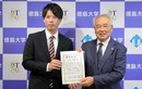 Sinh viên ngành Y tại Tokushima University được vinh danh khi vô địch giải PES