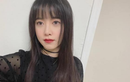 Goo Hye Sun bị dính vật lạ trên mặt khi tham gia buổi họp báo?