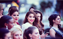 Phạm Hương sai lầm khi "giành chỗ đẹp" tại Miss Universe 2015?