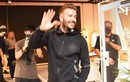 David Beckham gây sốt vì ở lại kê dọn bàn ghế sau sự kiện