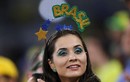 Xuýt xoa nhan sắc CĐV nữ Brazil trên khán đài World Cup 2022