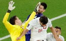 VAR giúp Messi kiếm phạt đền cho Argentina thế nào?