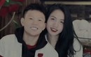 Tiền vệ Nguyễn Thị Bích Thuỳ livestream tố bạn gái "cắm sừng"