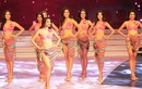 Xem lại màn bikini đốt mắt của người đẹp Hoa hậu Hoàn vũ VN