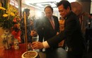 Nguyên Thủ tướng Nguyễn Tấn Dũng dâng hương Vua Hùng ở TP HCM