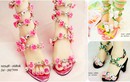 Rộ mốt sandals hoa độc lạ giá “chát” khiến chị em phát cuồng