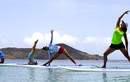 Trào lưu tập Yoga nổi trên mặt nước có gì hay ho?
