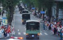 Người dân háo hức đón xem buổi sơ duyệt diễu binh, diễu hành