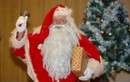 Ông già Noel lâu năm nhất nước Anh, phát quà được 60 năm
