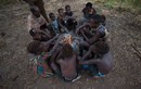 Kinh ngạc bộ tộc săn bắn cuối cùng ở Tanzania thích ăn thịt sống