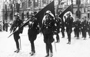 Choáng với “búp bê tình yêu” Hitler đặt làm cho binh sĩ Đức