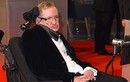 Tài năng phi thường của nhà vật lý thiên tài Stephen Hawking mắc bệnh ALS