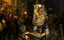 Chi tiết kỳ quái trên mặt nạ vàng Tutankhamun khiến chuyên gia “rối não”