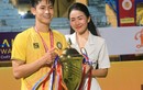 "Nam thần" đội tuyển Việt Nam tình từ với bạn gái ngày nhận siêu cúp