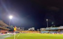 Sự cố điện, Hà Nội FC và Hải Phòng thi đấu thiếu ánh sáng