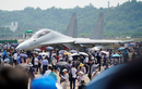 Trung Quốc "khoe" vũ khí nội địa trong triển lãm hàng không