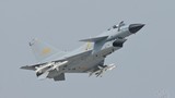 “Rồng” J-10 Trung Quốc tập không chiến