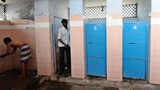 Trai Ấn Độ khoe nhà vệ sinh để... kiếm vợ