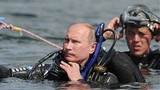 Tổng thống Putin lặn xuống đáy biển tìm  xác tàu đắm
