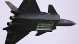 J-20 mang được nhiều vũ khí hơn F-22, F-35? 