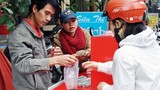 Cà phê lưu động nở rộ ở Hà Nội