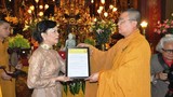 Phu nhân Chủ tịch nước chuyển quà tặng tâm linh của Myanmar