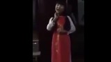 Bé gái cover "Điệu ví dặm là em" hay ngất ngây