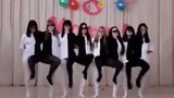 Màn múa dễ gây hiểu lầm của 8 gái xinh