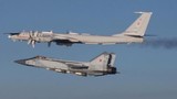 Tiêm kích MiG-31 mang tên lửa tầm xa "bảo kê" Tu-142 Nga trước máy bay NATO 