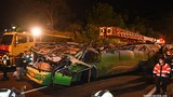 Hiện trường kinh hoàng vụ tai nạn xe buýt ở Đài Loan