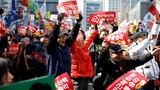 Phế truất Tổng thống Park Geun-hye: “Kẻ khóc người cười” 