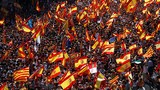 Biển người Catalonia phản đối độc lập, thề trung thành với Tây Ban Nha