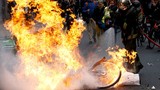 Hãi hùng cảnh tượng như “vùng chiến sự” ở Pháp vì biểu tình