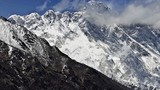 Đài CGTN vơ toàn bộ đỉnh Everest về Trung Quốc, người Nepal phẫn nộ