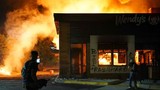 Atlanta chìm trong khói lửa sau vụ cảnh sát bắn chết người da màu
