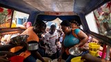 Cám cảnh cuộc sống người dân Haiti trong nơi trú ẩn tạm bợ