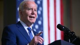 Ông Trump dẫn trước ở 5 bang chiến địa, nguy cơ nào với ông Biden?