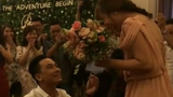 Phát sốt chàng trai mượn hoa cô dâu cầu hôn bạn gái