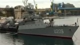 Xem tàu hải quân Ukraine bị tàu Nga phong tỏa