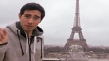 Bê tháp Eiffel về làm quà lưu niệm