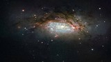 Thiên hà khổng lồ sát nhập dưới kính viễn vọng Hubble