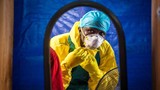 Bác sĩ thứ 11 ở Sierra Leone qua đời vì Ebola