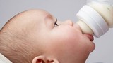 Choáng váng mối nguy sức khỏe từ bình sữa nhựa