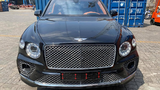 Bentley Bentayga V8 2021 cả chục tỷ đồng "cập bến" Việt Nam